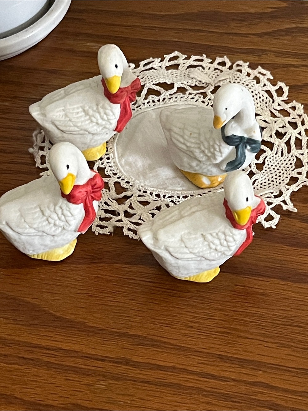 Cottagecore Set of 4 White Ceramic county geese Figurines with Red & Blue Bows